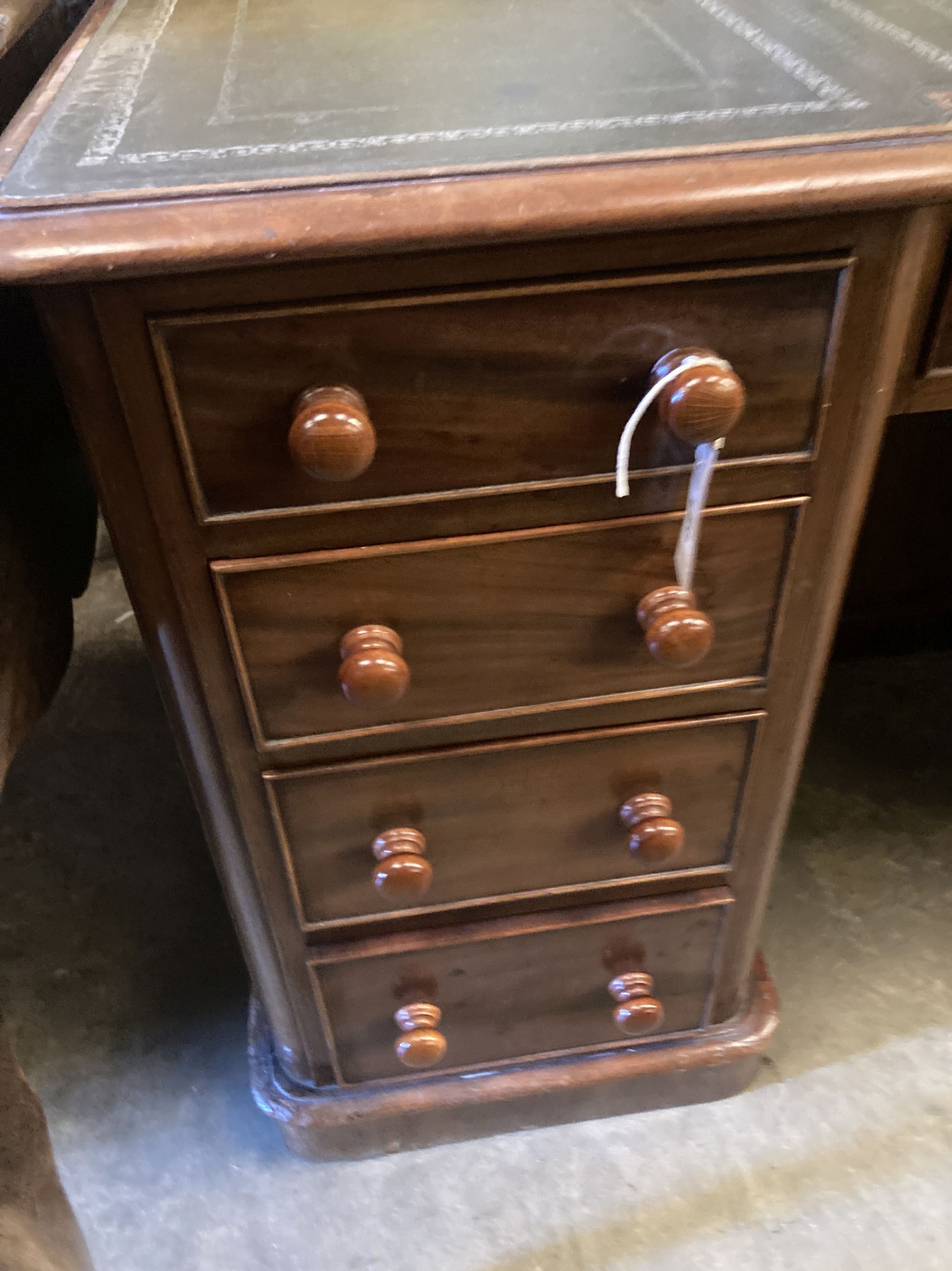 A Victorian mahogany kneehole desk, width 122cm, depth 54cm, height 74cm